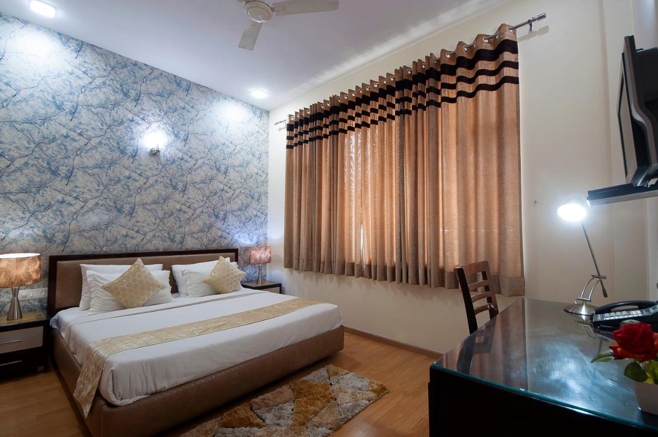 Imperial Apartments Huda City Gurgaon Buitenkant foto