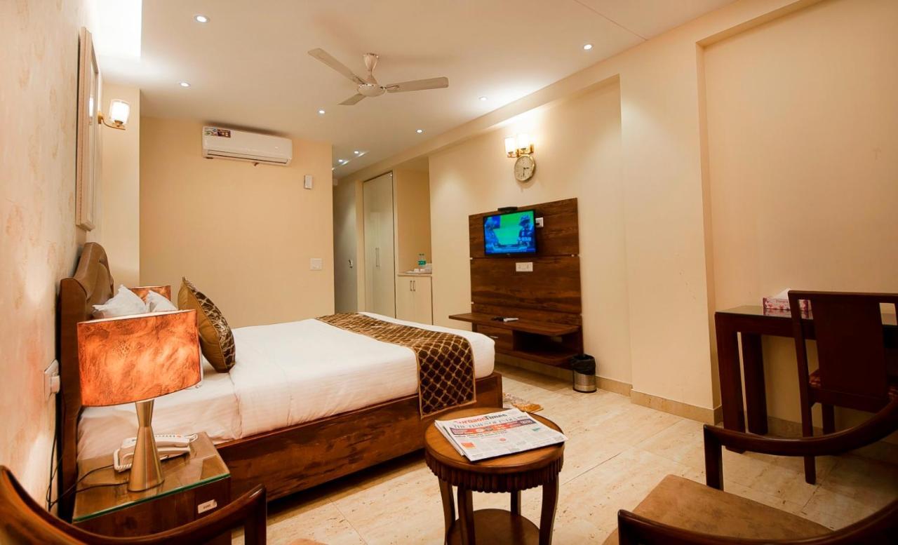 Imperial Apartments Huda City Gurgaon Buitenkant foto