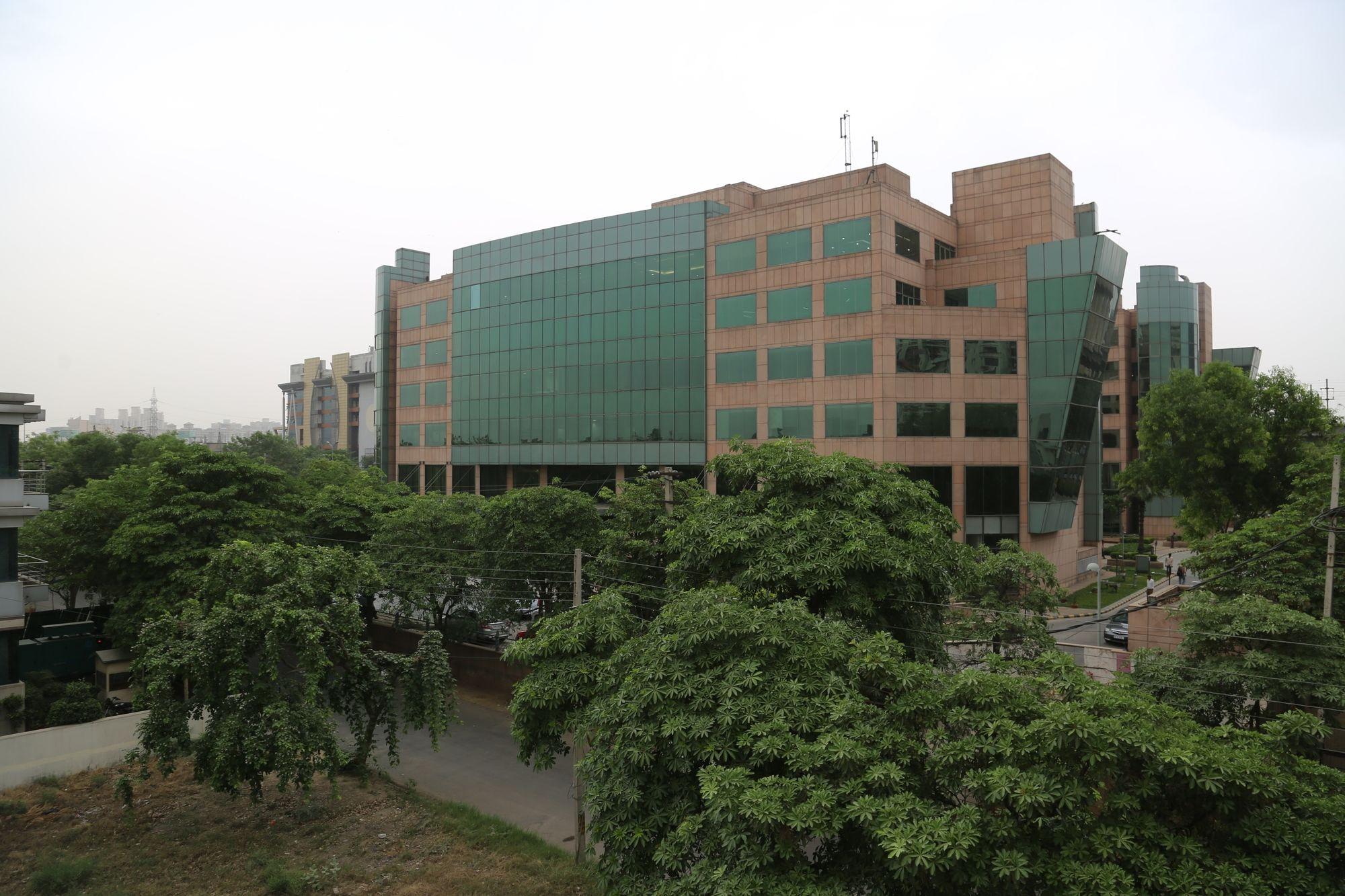Imperial Apartments Huda City Gurgaon Buitenkant foto